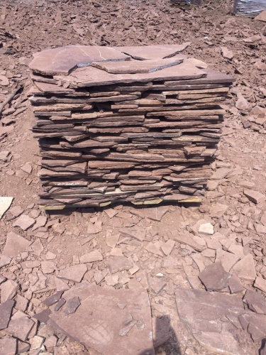 Плитняк лемезит бордовый для цоколя 1,5-2 см купить в Московской области