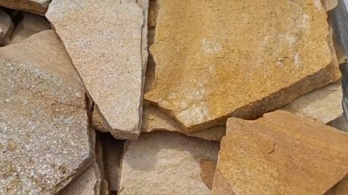 Плитняк златолит жёлтый для цоколя купить в Московской области