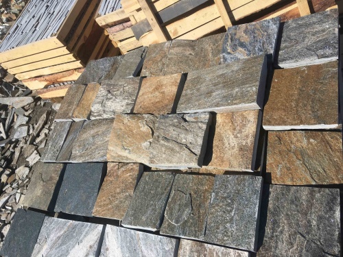 Плитка пилёная златолит Уральский для цоколя, отмостки купить в Московской области