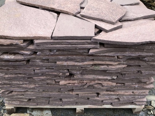 Плитняк лемезит бордовый для облицовки цоколя 20-25 мм  купить в Московской области