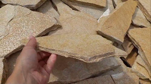 Плитняк златолит жёлтый для цоколя купить в Московской области