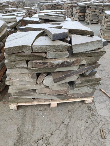 Купить песчаник серо-зелёный для мощения